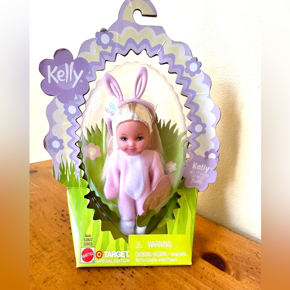 2001 Kelly as li’l Bunny Target Exclusive NRFB